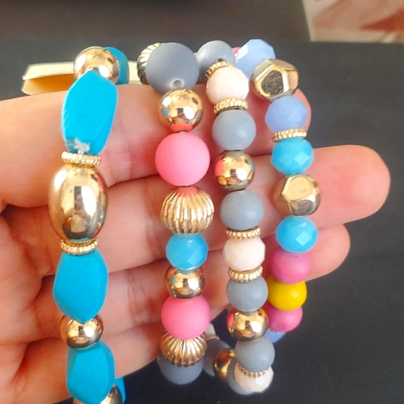 Set of 4 women bracelets by Sophia and Kate - Picture 3 of 6